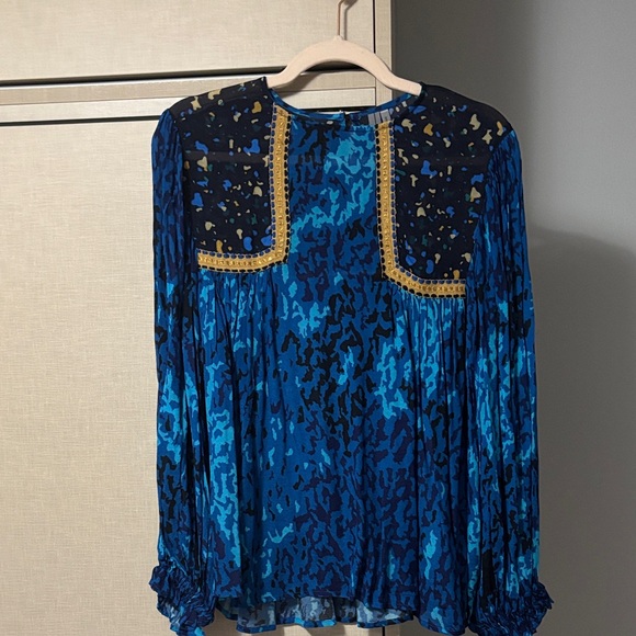 Anthropologie Tops - Anthropologie blank size S Miranda peasant blouse